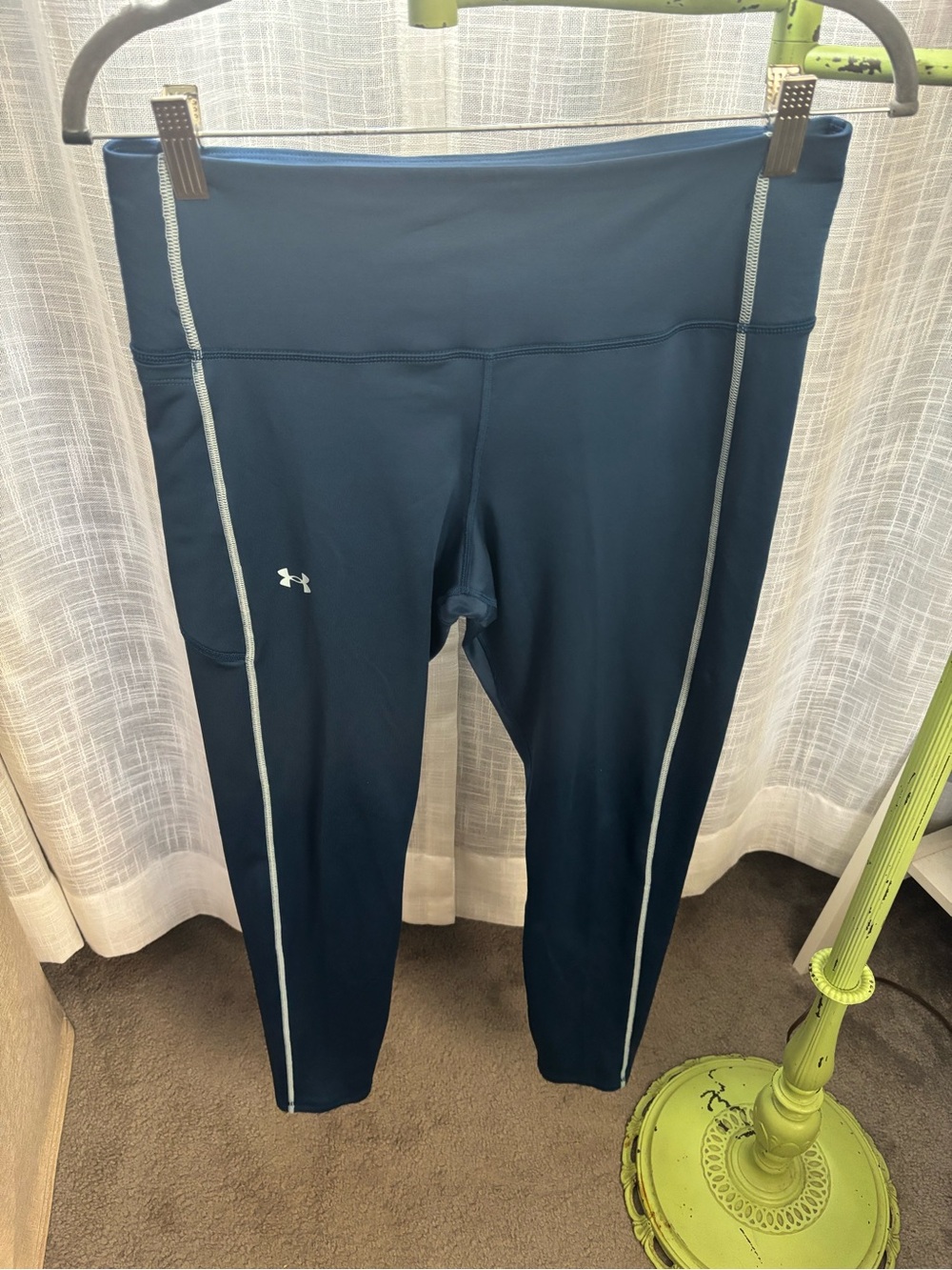 Under Armour Dark Navy Performance Leggings with Contrast Piping